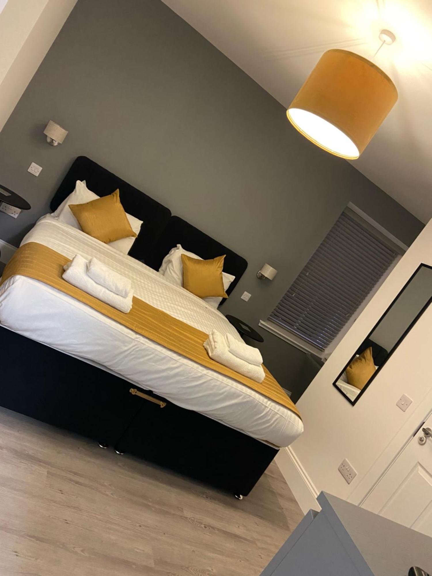The Station Hotel Alness Eksteriør billede